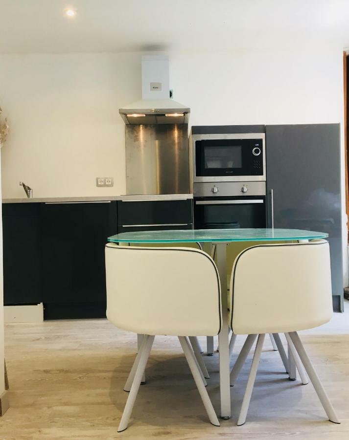 פורטיסיו Villa Rinesa מראה חיצוני תמונה